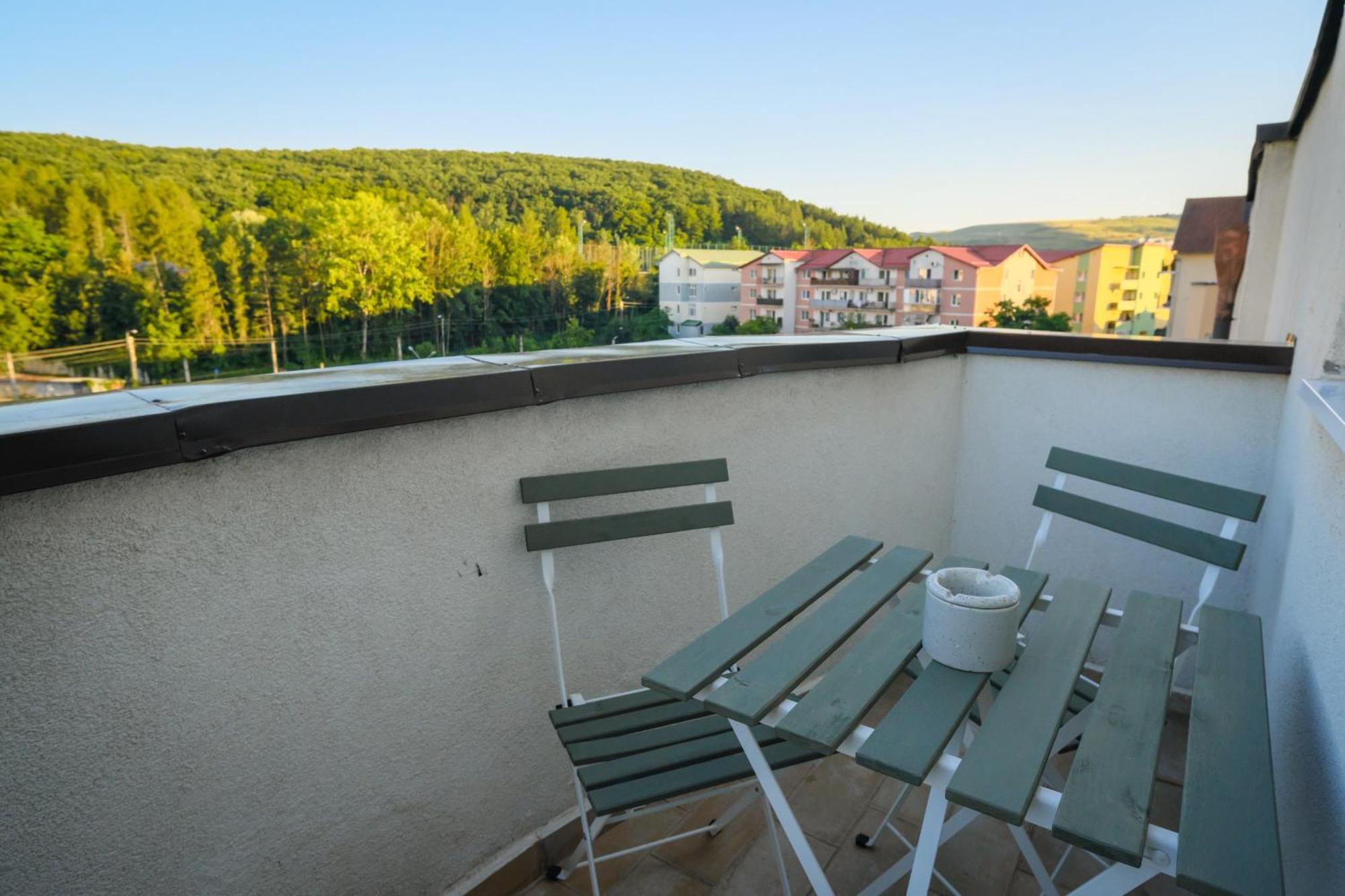 Popa Apartment Cluj-Napoca Ngoại thất bức ảnh